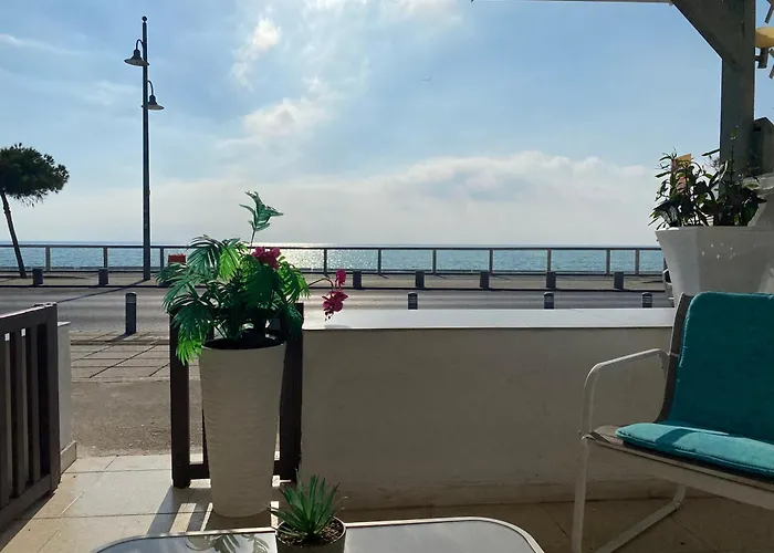 Mackenzie By The Sea One Bed Ground Floor * Λάρνακα