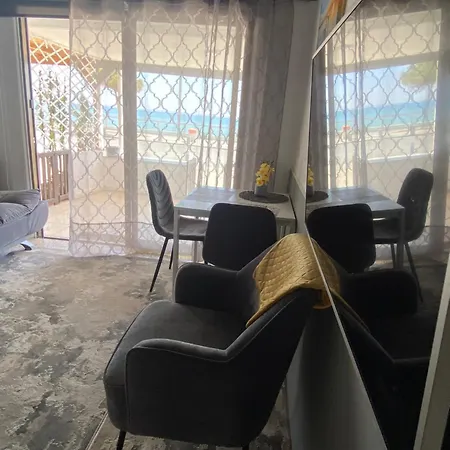 Mackenzie By The Sea Apartment Larnaca