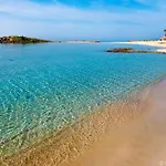 Mackenzie By The Sea One Bed Ground Floor 라르나카