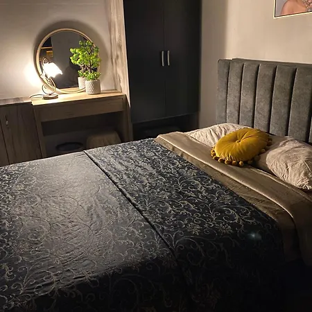 Mackenzie By The Sea One Bed Ground Floor アパート *