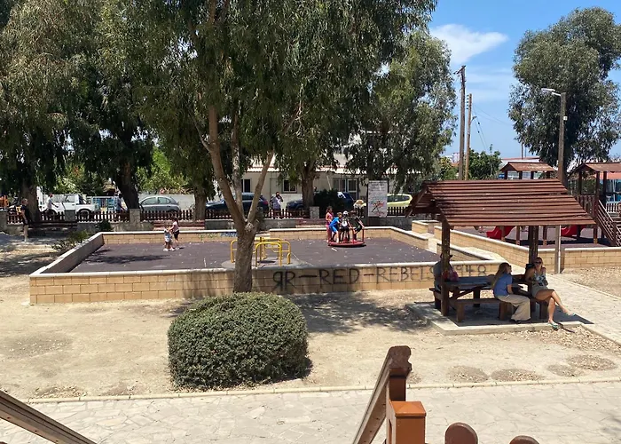 Mackenzie By The Sea One Bed Ground Floor アパート *